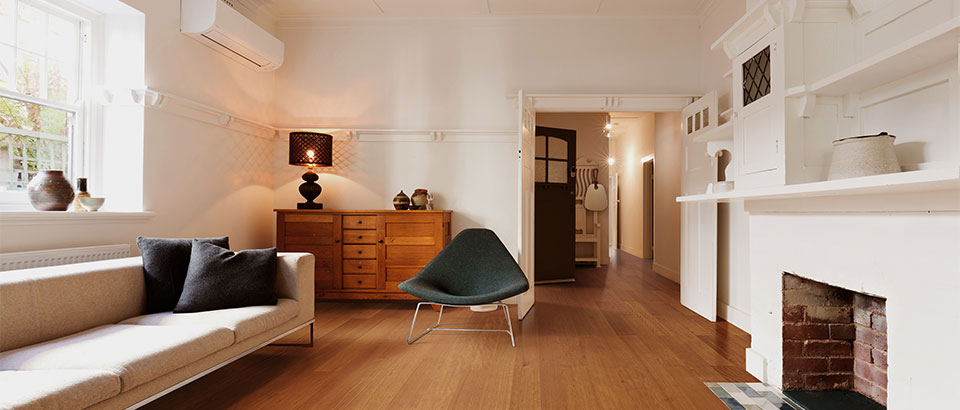 拉絲(si)工(gong)藝